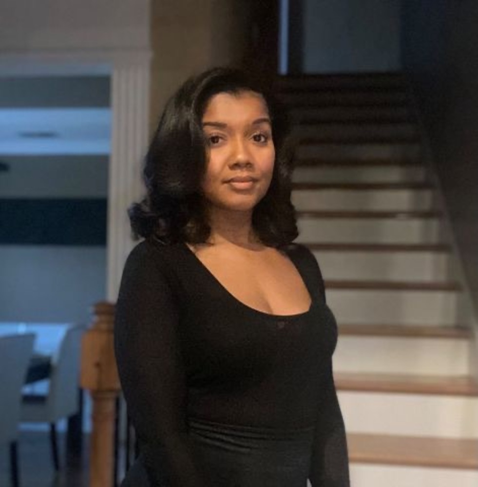 Meet your Posher, Dana